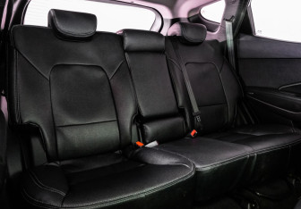 Подержанный автомобиль Hyundai Santa Fe 2012 года (22 фото)