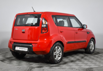 Подержанный автомобиль Kia Soul 2009 года (5 фото)