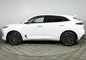 Подержанный автомобиль Changan UNI-K 2023 года (8 фото)