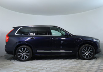 Подержанный автомобиль Volvo XC90 2018 года (4 фото)