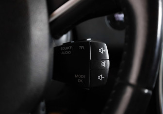 Подержанный автомобиль Renault Scenic 2018 года (10 фото)