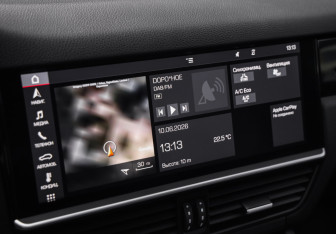 Подержанный автомобиль Porsche Cayenne 2018 года (18 фото)