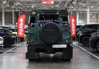 Подержанный автомобиль Land Rover Defender Suv 2007 года (8 фото)