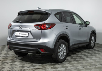 Подержанный автомобиль Mazda CX-5 2016 года (5 фото)