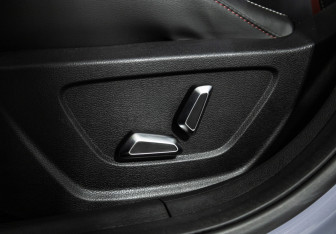 Подержанный автомобиль Geely Coolray 2023 года (16 фото)