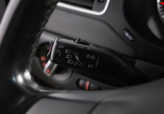 Подержанный автомобиль Volkswagen Jetta Sedan 2014 года (12 фото)