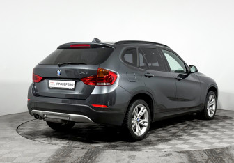 Подержанный автомобиль BMW X1 2013 года (5 фото)