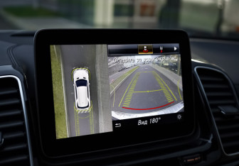 Подержанный автомобиль Mercedes-Benz GLE 2018 года (18 фото)