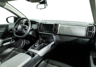 Подержанный автомобиль Citroen C5 Aircross 2021 года (9 фото)