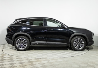 Подержанный автомобиль Jetour Dashing 2023 года (4 фото)