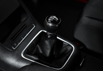 Подержанный автомобиль Volkswagen Golf Plus 2012 года (11 фото)