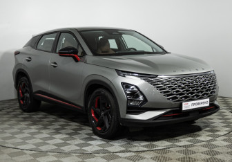 Подержанный автомобиль Omoda C5 2023 года (3 фото)