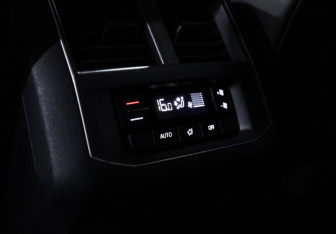 Подержанный автомобиль Volkswagen Teramont 2018 года (19 фото)