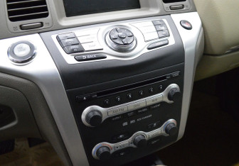 Подержанный автомобиль Nissan Murano Suv 2011 года (15 фото)