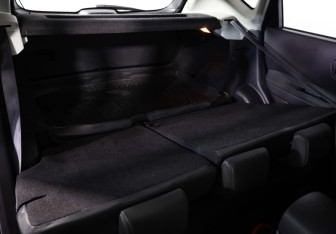 Подержанный автомобиль Nissan Qashqai 2011 года (26 фото)