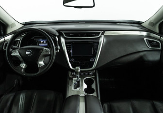 Подержанный автомобиль Nissan Murano Suv 2017 года (13 фото)
