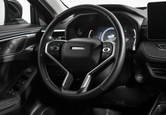 Подержанный автомобиль Haval Jolion 2023 года (16 фото)