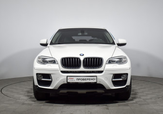 Подержанный автомобиль BMW X6 2013 года (2 фото)
