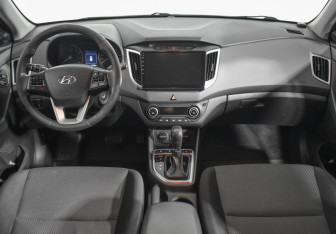 Подержанный автомобиль Hyundai Creta 2017 года (13 фото)