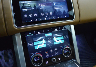 Подержанный автомобиль Land Rover Range Rover 2018 года (13 фото)