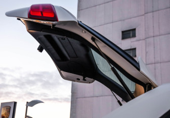 Подержанный автомобиль Audi Q3 2016 года (32 фото)