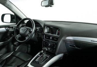Подержанный автомобиль Audi Q5 2014 года (9 фото)