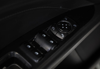 Подержанный автомобиль Ford Mondeo Sedan 2014 года (20 фото)