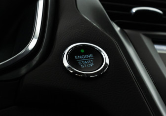 Подержанный автомобиль Ford Mondeo Sedan 2015 года (17 фото)