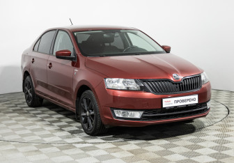 Подержанный автомобиль Skoda Rapid Liftback 2016 года (3 фото)