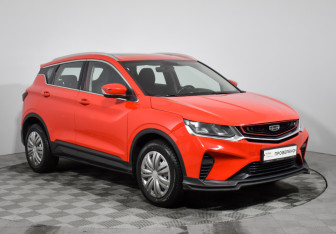 Подержанный автомобиль Geely Coolray 2022 года (3 фото)