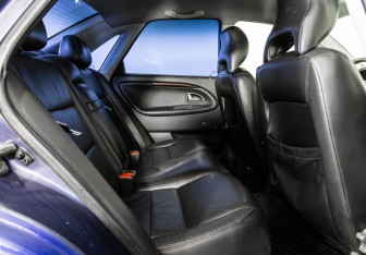 Подержанный автомобиль Volvo S40 2001 года (14 фото)