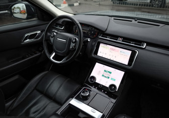 Подержанный автомобиль Land Rover Range Rover Velar 2018 года (10 фото)