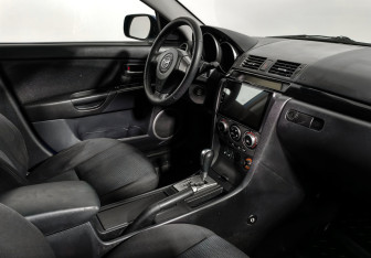 Подержанный автомобиль Mazda 3 Sedan 2007 года (13 фото)