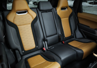 Подержанный автомобиль Land Rover Range Rover Sport 2019 года (34 фото)