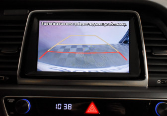 Подержанный автомобиль Hyundai Sonata 2018 года (18 фото)