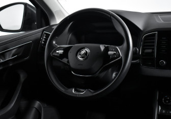 Подержанный автомобиль Skoda Karoq 2020 года (16 фото)