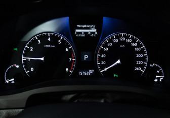 Подержанный автомобиль Lexus RX 2014 года (12 фото)