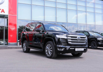 Новый Toyota Land Cruiser Suv 2026 (3 фото)