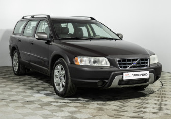 Подержанный автомобиль Volvo XC70 2007 года (3 фото)