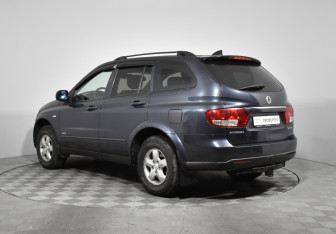 Подержанный автомобиль SsangYong Kyron 2014 года (7 фото)