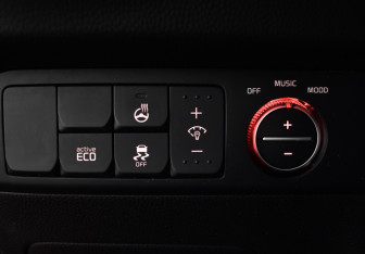 Подержанный автомобиль Kia Soul 2015 года (18 фото)