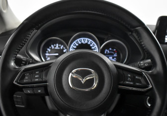Подержанный автомобиль Mazda CX-5 2019 года (19 фото)