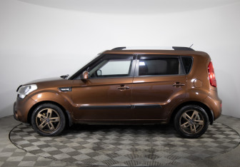 Подержанный автомобиль Kia Soul 2012 года (8 фото)