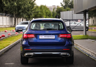 Подержанный автомобиль Mercedes-Benz GLC Coupe 2018 года (7 фото)