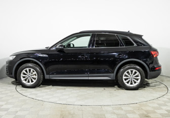 Подержанный автомобиль Audi Q5 2020 года (8 фото)