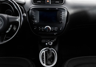 Подержанный автомобиль Kia Soul 2017 года (14 фото)