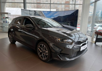 Новый Kia Ceed Wagon 2025 (9 фото)