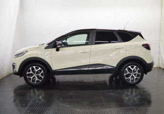 Подержанный автомобиль Renault Kaptur 2019 года (8 фото)