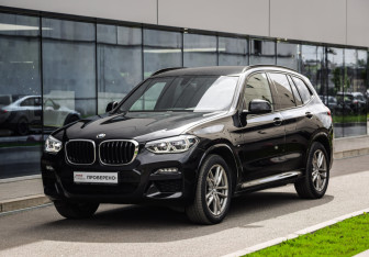 Подержанный автомобиль BMW X3 2020 года (3 фото)