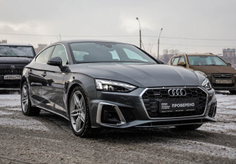 Подержанный автомобиль Audi A5 Liftback 2021 года (5 фото)
